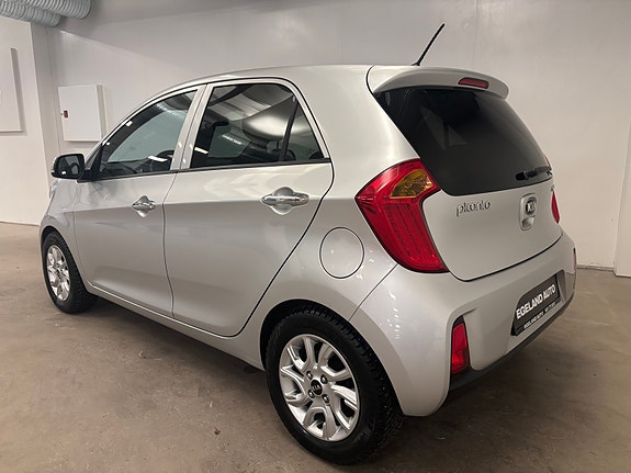 Kia Picanto 4 of 5
