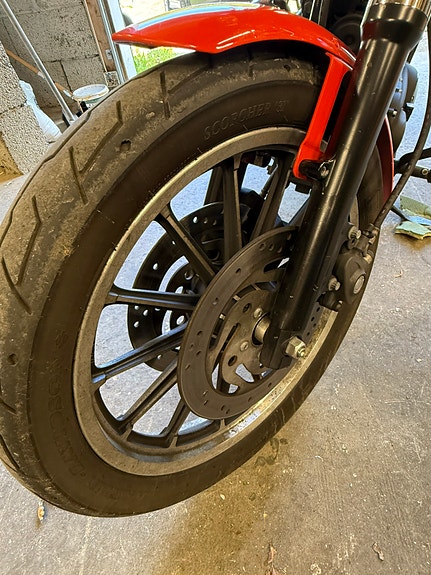 Harley-Davidson XL 883R Sportster 883R 4 of 5