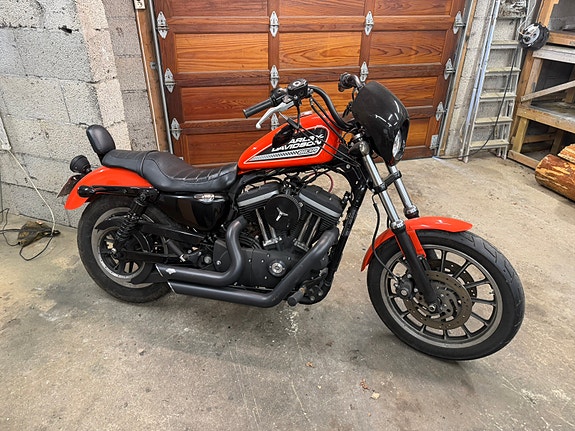 Harley-Davidson XL 883R Sportster 883R 3 of 5