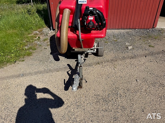 Trafalgar paddock cleaner PC 1000H Swivel Powered møkkoppsamler 4 of 5