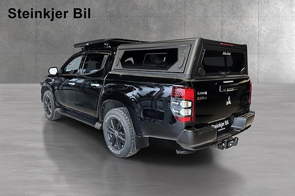 Mitsubishi L200 2 of 5