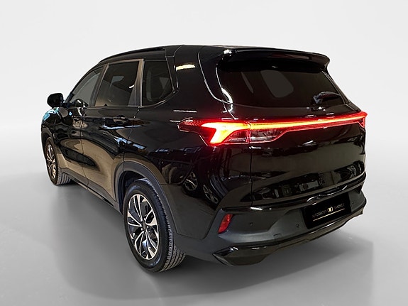 Maxus Euniq 6 7 of 30
