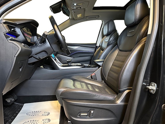 Maxus Euniq 6 8 of 30