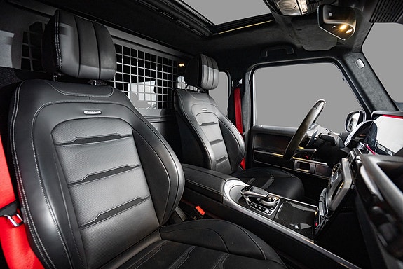 Mercedes-Benz G63 25 of 25