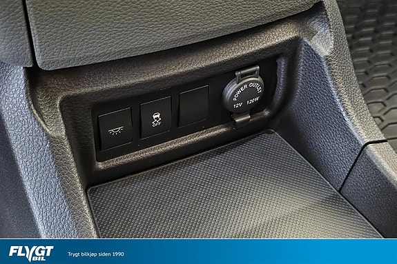 BYD T3 13 of 19