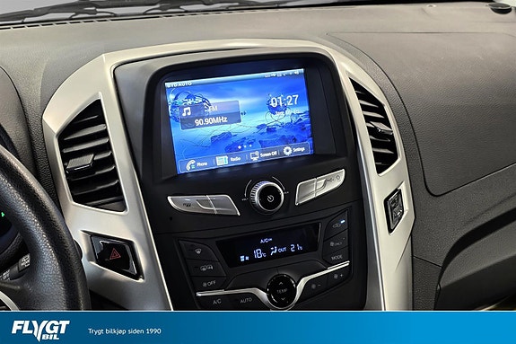 BYD T3 10 of 19