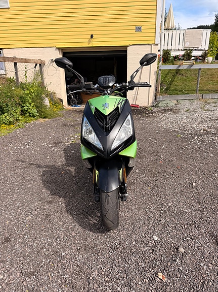 Peugeot Speedfight 3 2 of 5