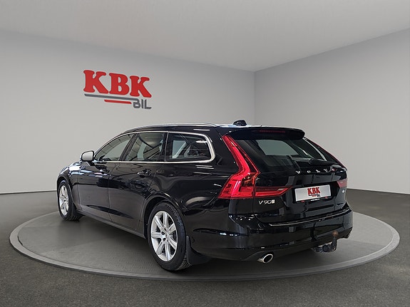 Volvo V90 8 of 30