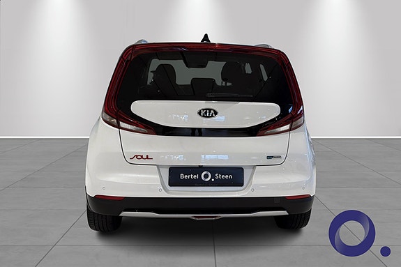 Kia e-Soul 4 of 5