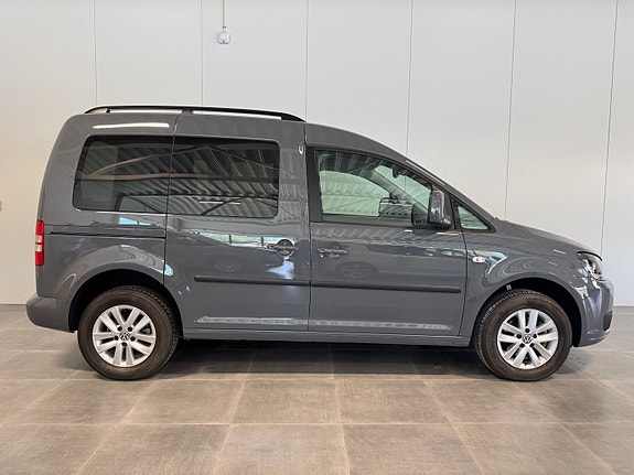 Volkswagen Caddy 2 of 5