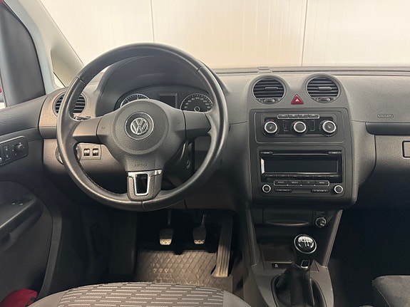 Volkswagen Caddy Maxi 29 of 30