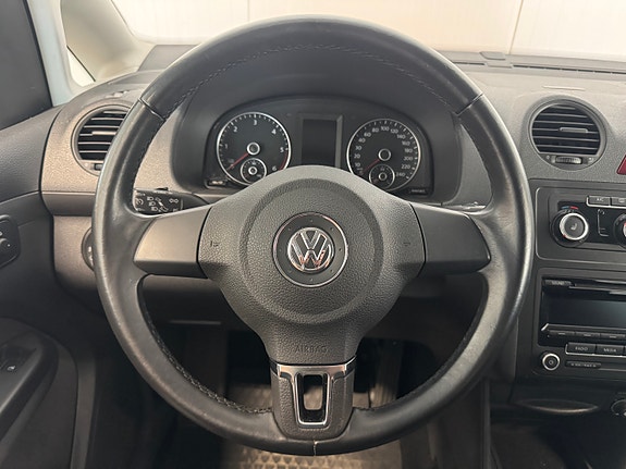Volkswagen Caddy Maxi 30 of 30