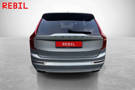 Volvo XC90 6 of 21