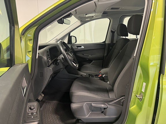 Volkswagen Caddy Maxi 18 of 30