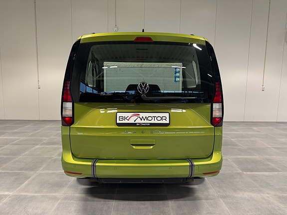 Volkswagen Caddy Maxi 14 of 30