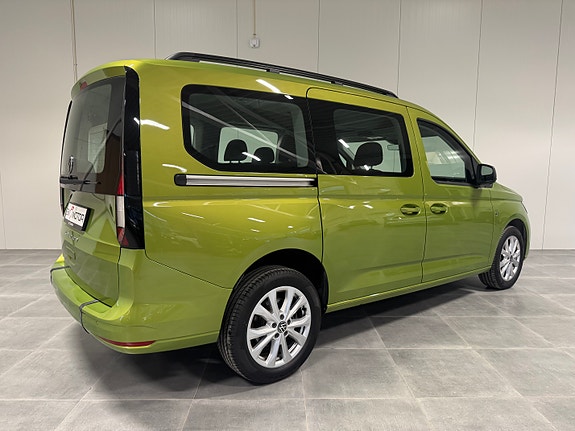Volkswagen Caddy Maxi 16 of 30
