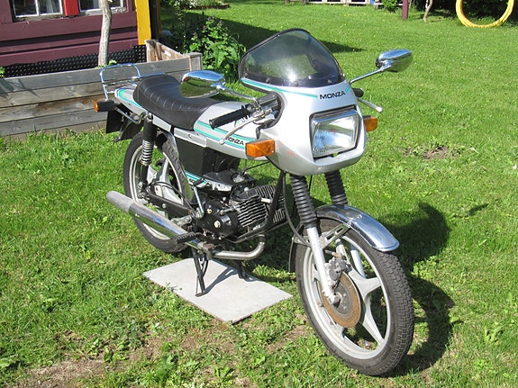 Puch Monza 4GP 4 of 5