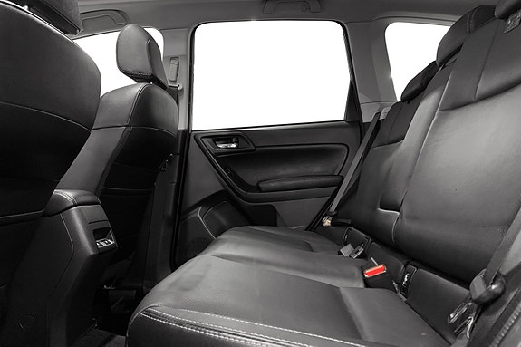 Subaru Forester 15 of 18
