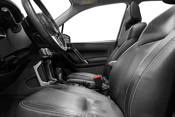 Subaru Forester 5 of 5