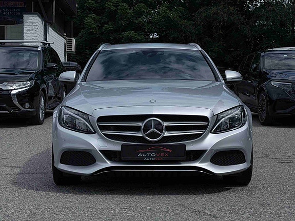 Mercedes-Benz C350 e 2 of 5