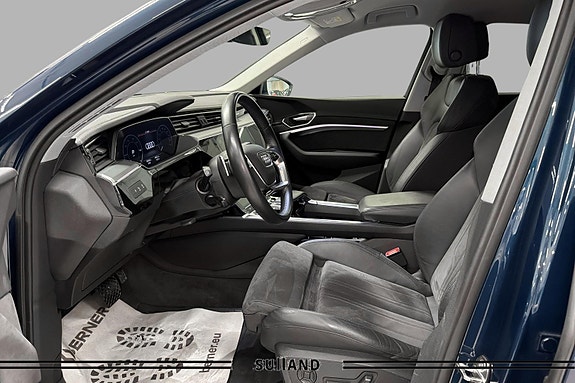 Audi e-tron Sportback 11 of 28