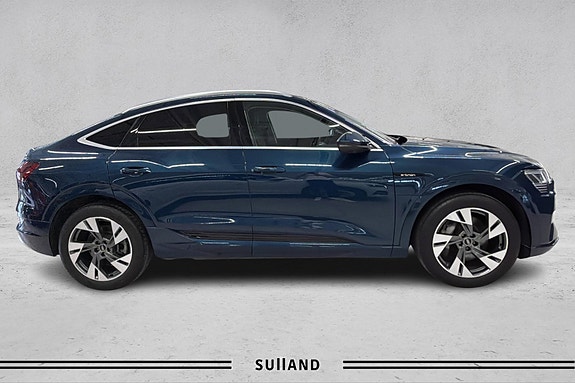 Audi e-tron Sportback 6 of 28