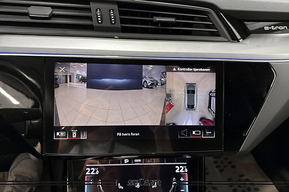 Audi e-tron Sportback 20 of 28