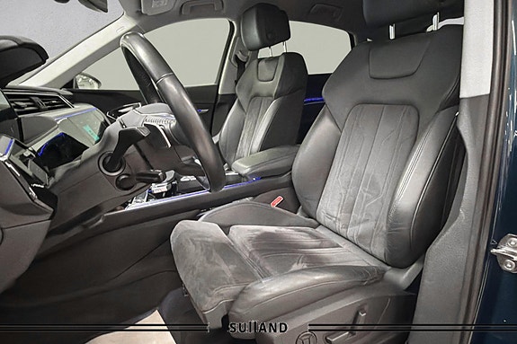 Audi e-tron Sportback 28 of 28