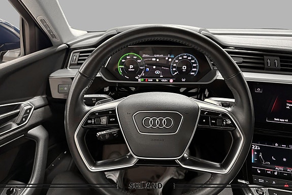 Audi e-tron Sportback 12 of 28