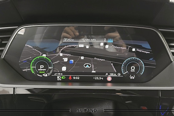 Audi e-tron Sportback 25 of 28