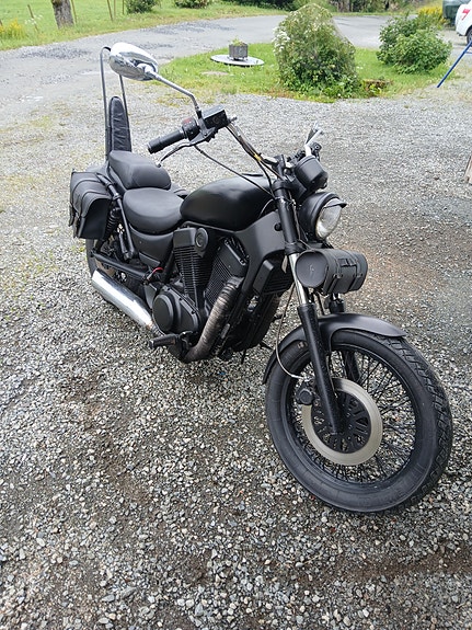 Suzuki VS 1400 4 of 5