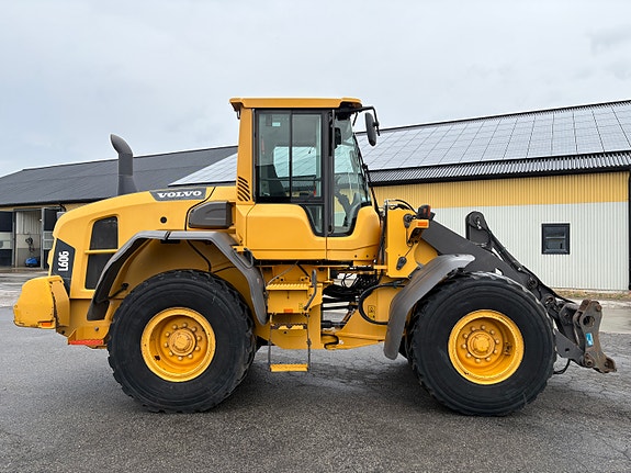 Volvo L60G 3 of 5