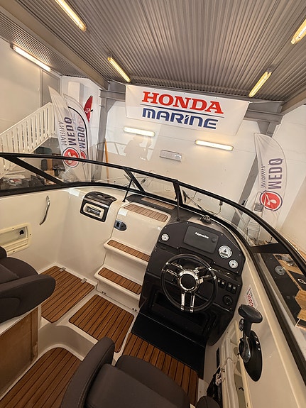 Grandezza 23DC - Mercruiser - ny service 2 of 5