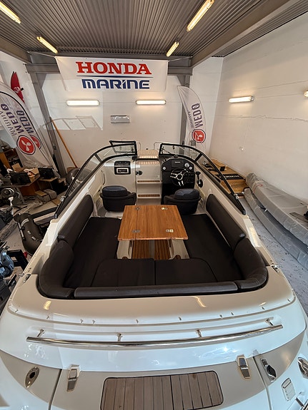 Grandezza 23DC - Mercruiser - ny service 3 of 5