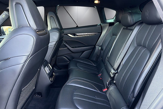 Maserati Levante 12 of 25