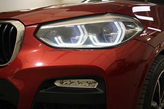 BMW X4 20 of 30