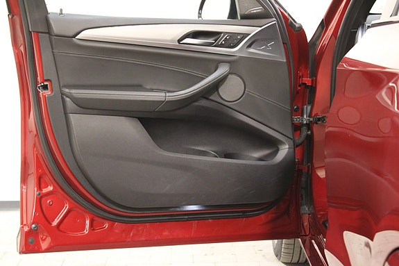 BMW X4 23 of 30