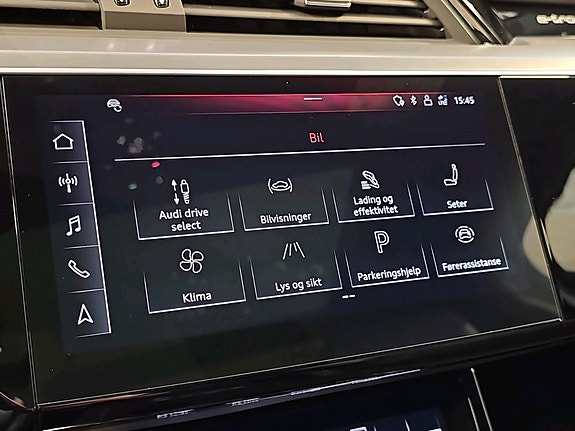 Audi e-tron Sportback 12 of 25