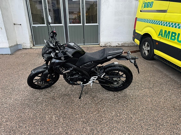 Yamaha MT-125 4 of 5