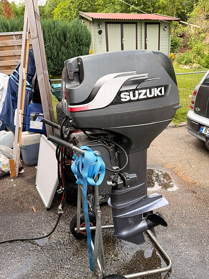 Suzuki DT40 2 of 5