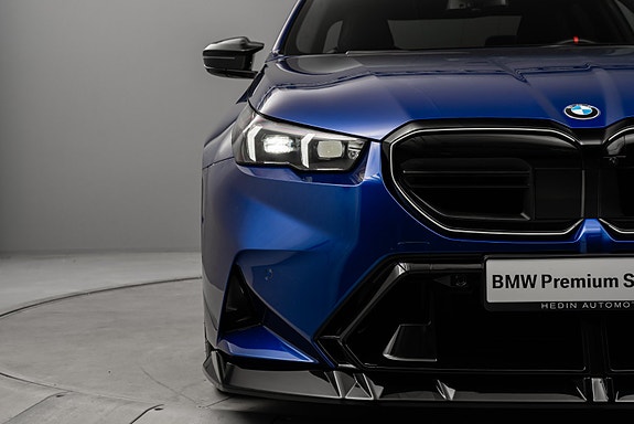 BMW M5 4 of 5