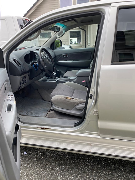 Toyota HiLux 6 of 11