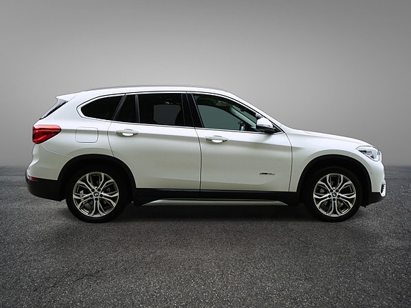 BMW X1 11 of 30