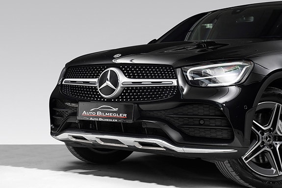 Mercedes-Benz GLC300 e 6 of 28