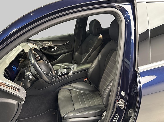 Mercedes-Benz EQC400 8 of 30