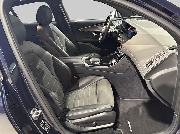 Mercedes-Benz EQC400 21 of 30