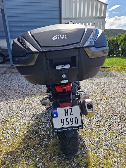 Suzuki DL 650 V-Strom XT 5 of 5