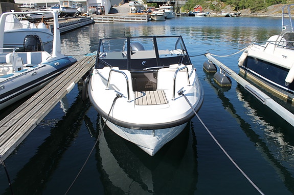 Yamarin 59 BR Premium Edition 2024mod med Yamaha 115 hk – Sjøsatt og ferieklar 5 of 5