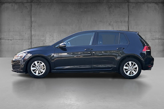 Volkswagen Golf 3 of 5