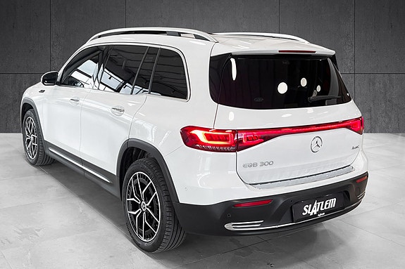 Mercedes-Benz EQB300 3 of 5